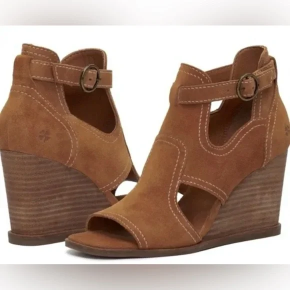 Sold NWT LUCKY BRAND LUKILI WEDGE SANDAL SIZE 9 - Picture 1 of 11